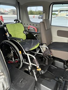 車いすを載せた車内の様子